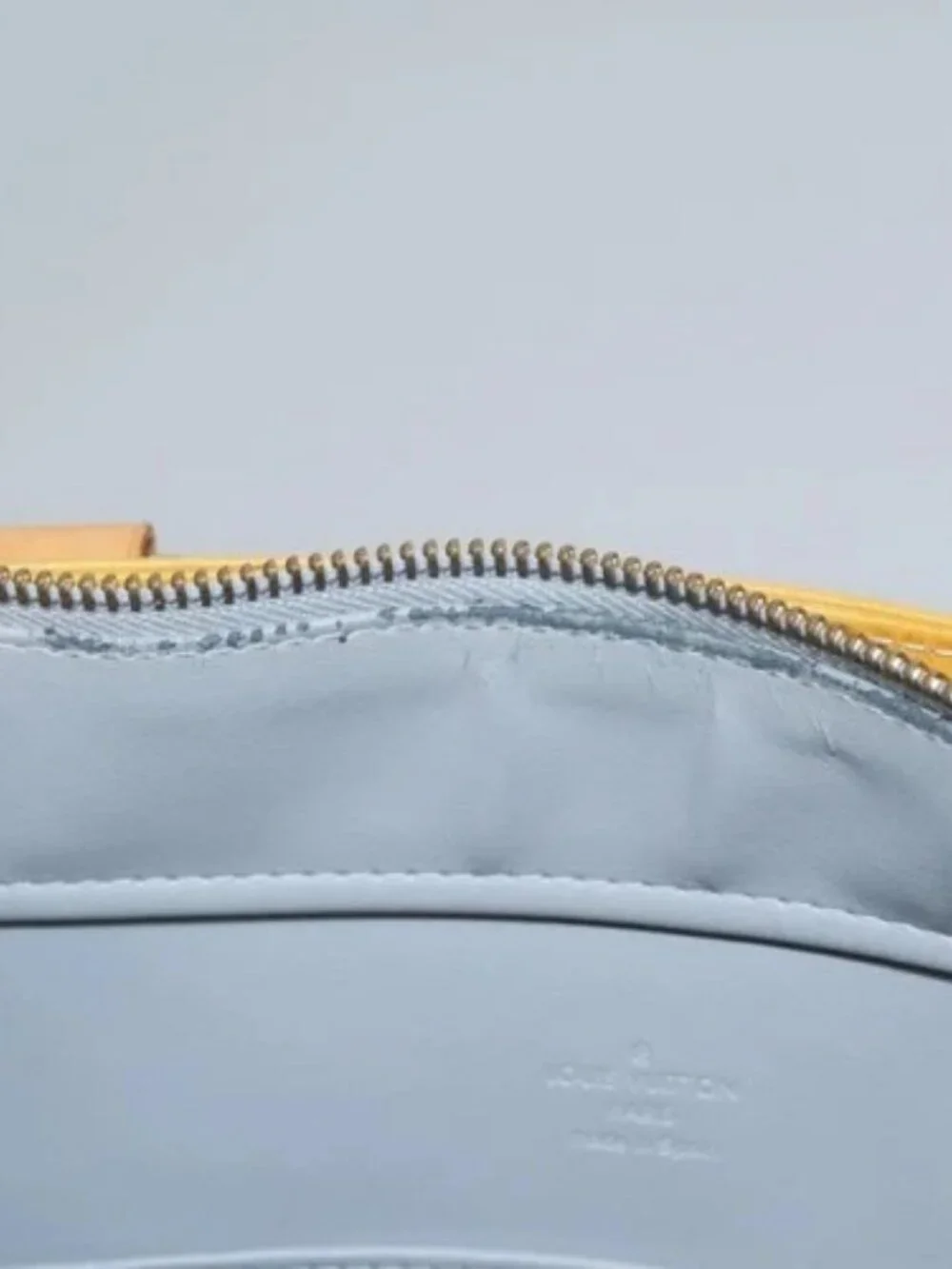 LOUIS VUITTON Monogram Vernis Columbus Tote Bag Gris M91028 LV Auth bs22929 - Picture 10 of 16